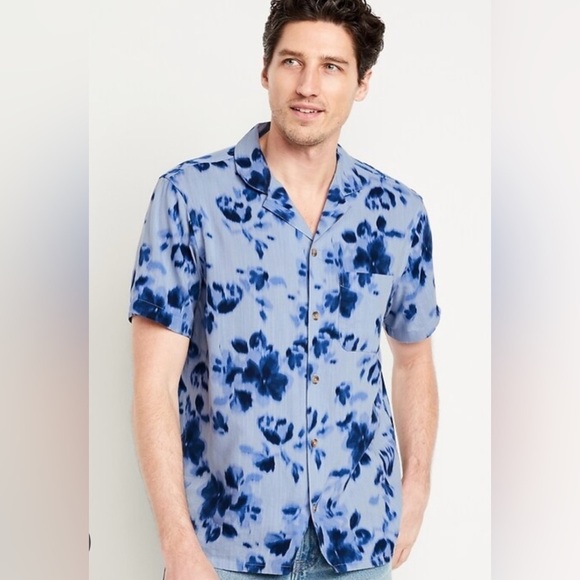 Old Navy Other - Men’s Old Navy Camp Button Down Floral Short Sleeve Pocket Shirt Large